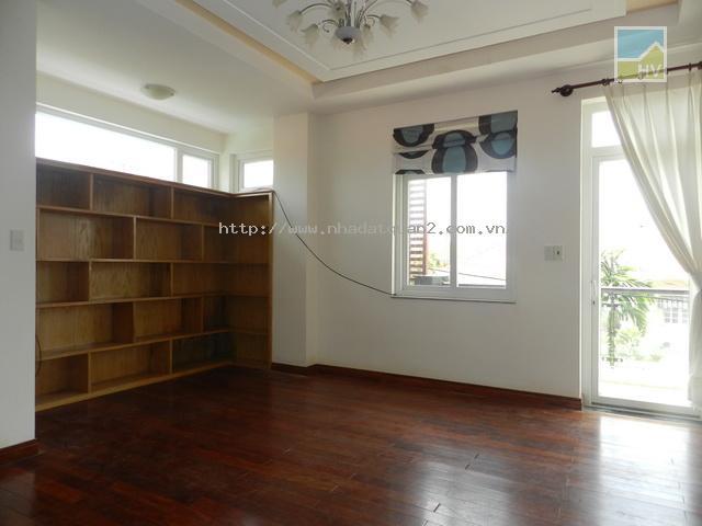 Villa for sale in Thao Dien, District 2 – 5 bedrooms