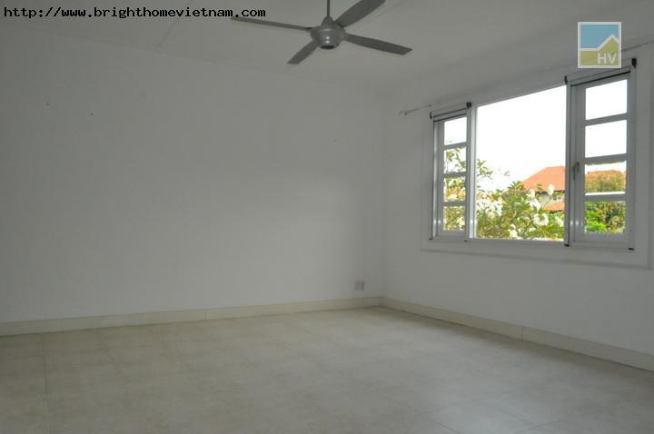 Villa for rent in District 2