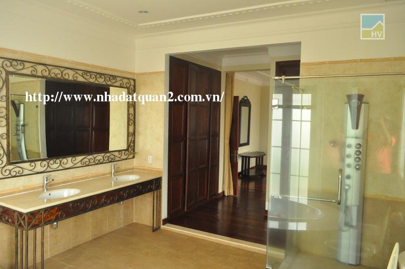 Luxury villa for sale in District 2